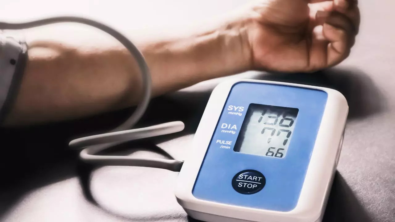 High Blood Pressure: Signs, Symptoms, Causes, Risk Factors And Ways to Manage Hypertension