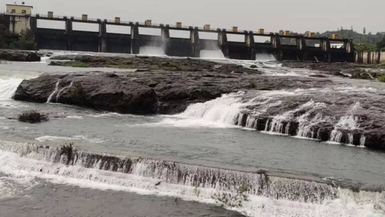 Pune Khdakwasla Dam Water Release