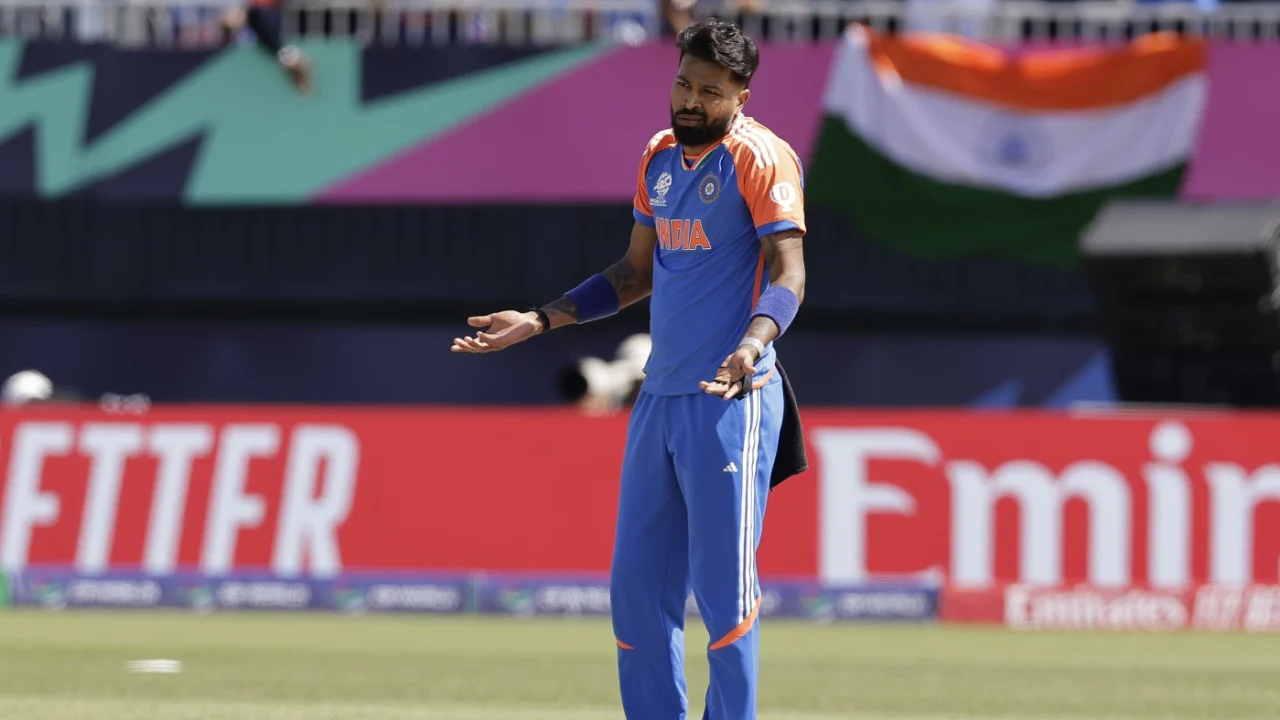 'Hardik Pandya Wouldn't Ever...': Ex-Pakistan Head Coach BLASTS Star All-Rounder