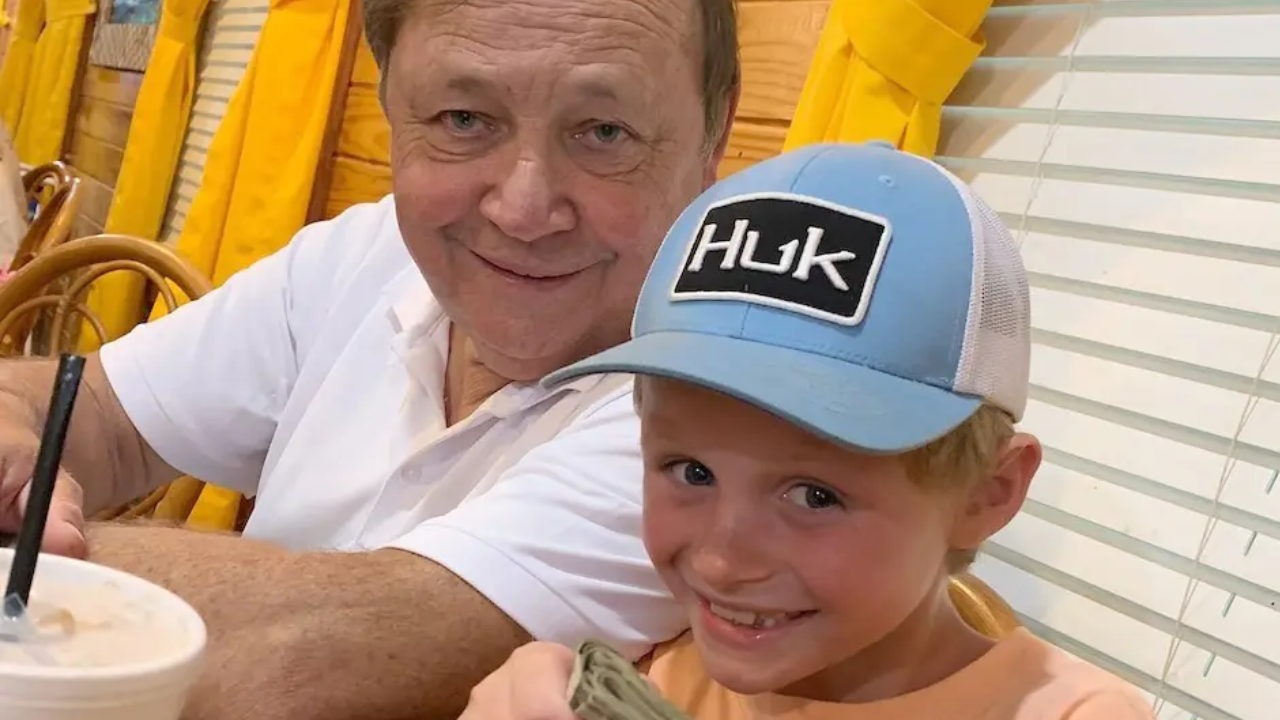 10- year-old Drake Linn and Grandfather  Hugh Cox (Photo: NYP)