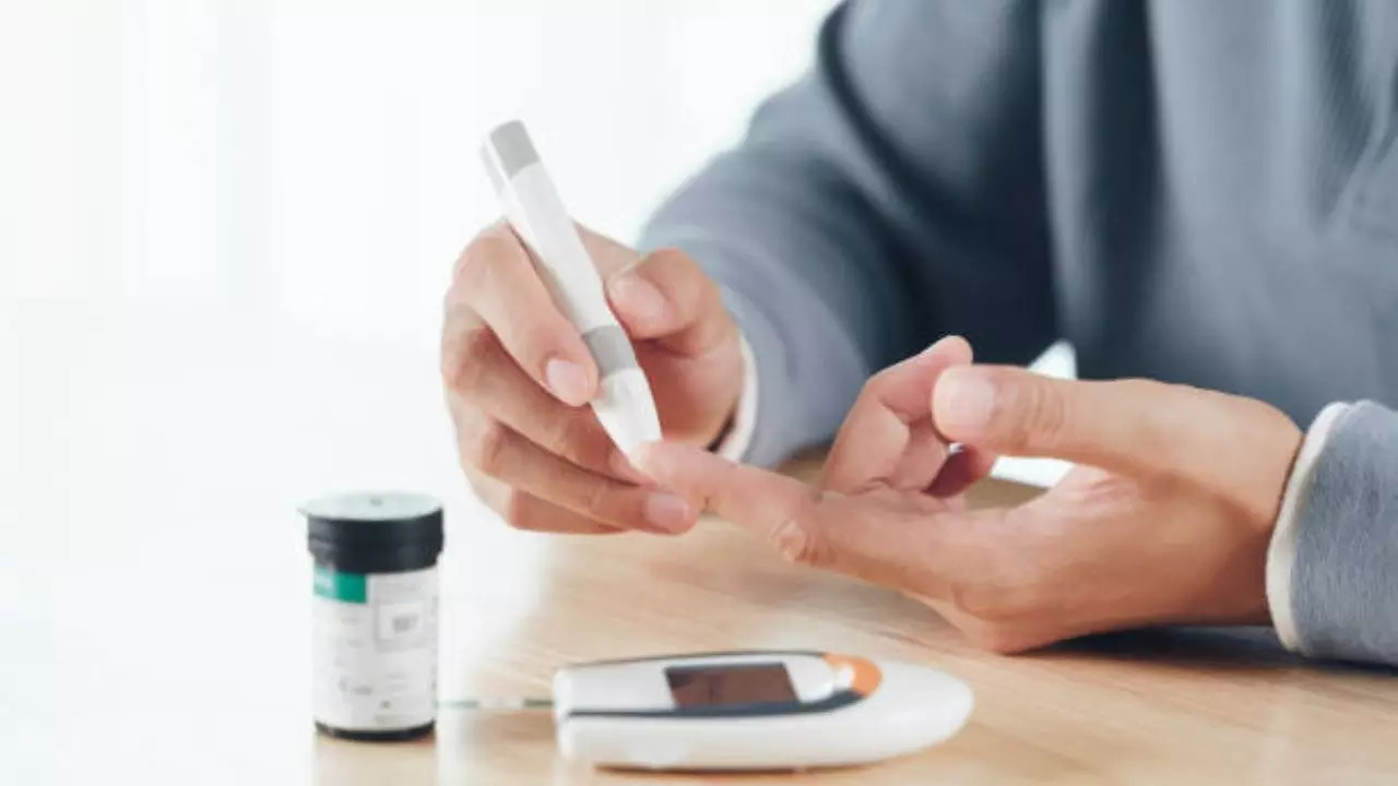 How To Manage Diabetes? Expert Shares Tips To Follow