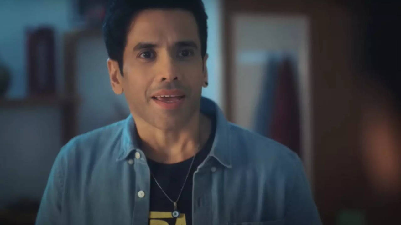 Dus June Kii Raat Trailer: Tusshar Kapoor, Priyanka Chahar Choudhary Tackle Bad Luck In Comedy Thriller Series