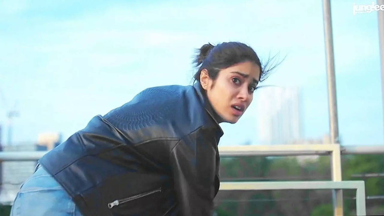 Janhvi Kapoor On Action Training For Ulajh