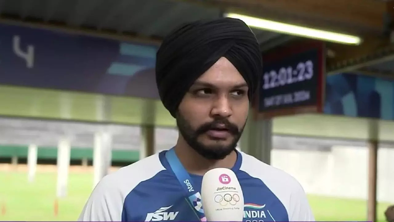 Why Did Sarabjot Singh Look Back On Day 1 Olympics