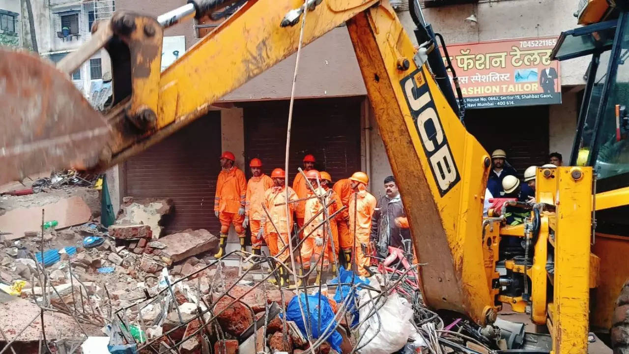 Navi Mumbai Building Collapsed