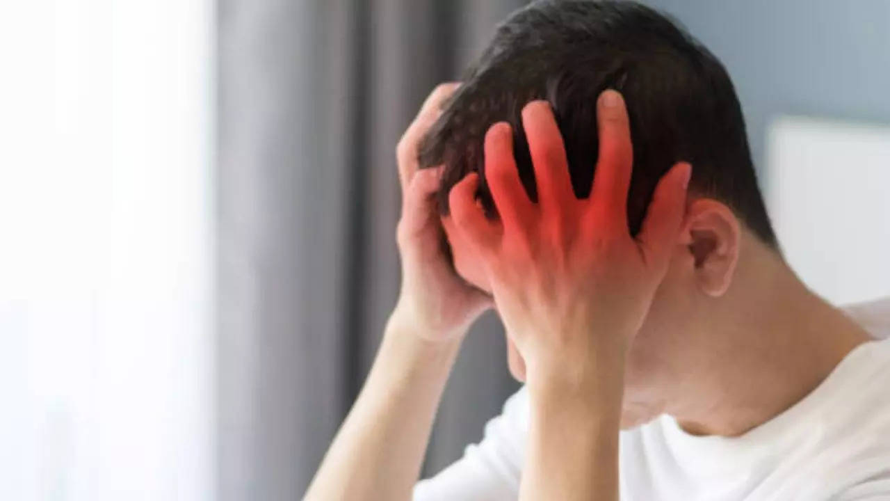 What Are Cluster Headaches? Expert Shares Signs, Causes, And Management Tips