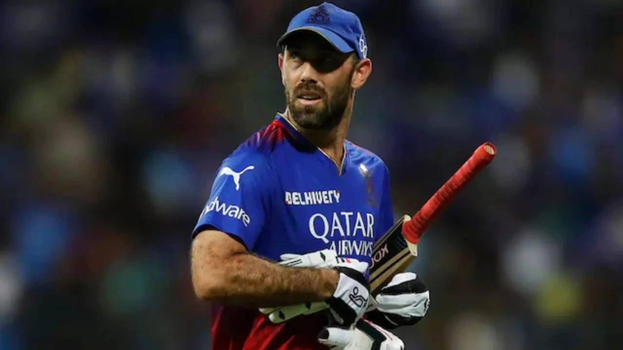 Glenn Maxwell Unfollows RCB On Instagram?