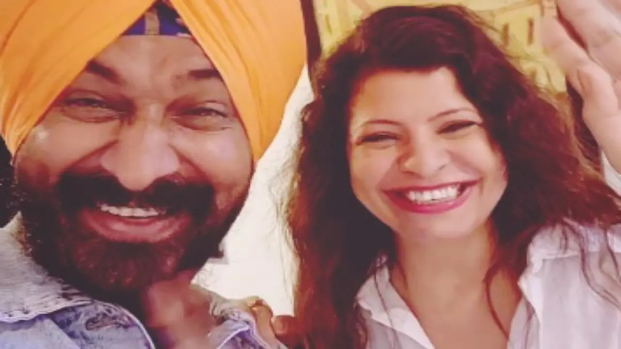 TMKOC’s Gurucharan Singh-Jennifer Mistry Meet In Mumbai - Watch