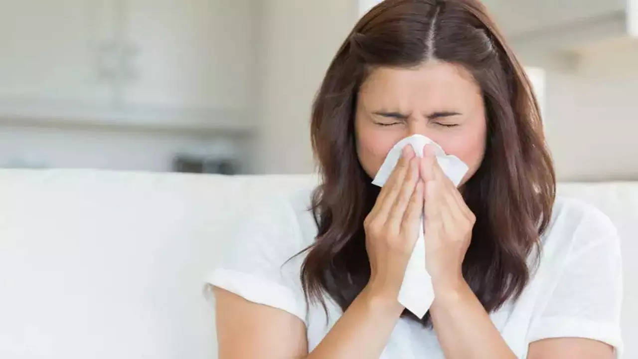 Sneezing in the morning (Image: Shutterstock)