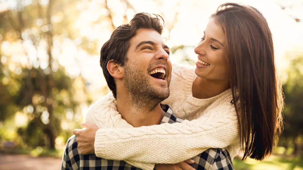 National Girlfriend Day: Best Ways To Make Her Feel Special And Cared For