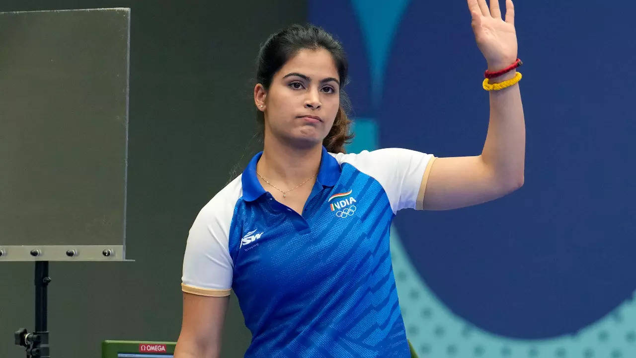 Manu Bhaker lauded by Abhinav Bindra after twin bronzes in Paris