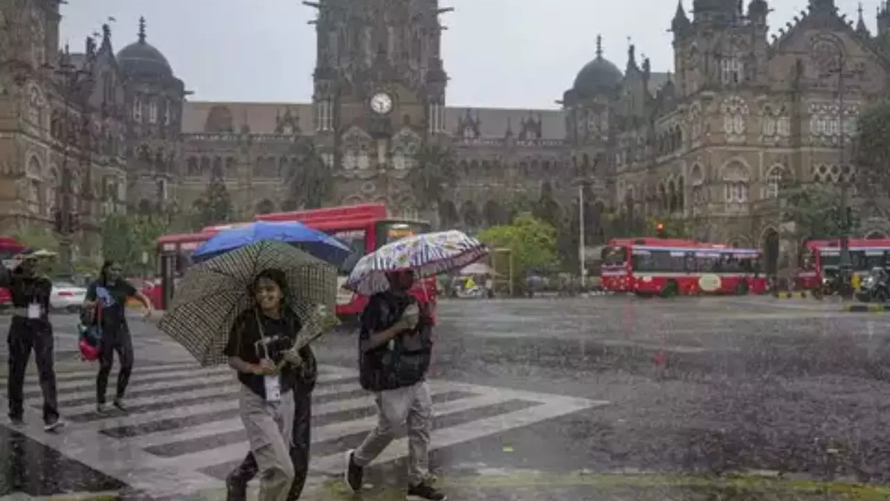 IMD's alerts for Pune and Mumbai