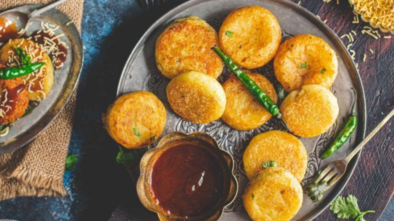 Indore's Khopra Patties - The Crispy Coconut Munchy Snack, Recipe Inside