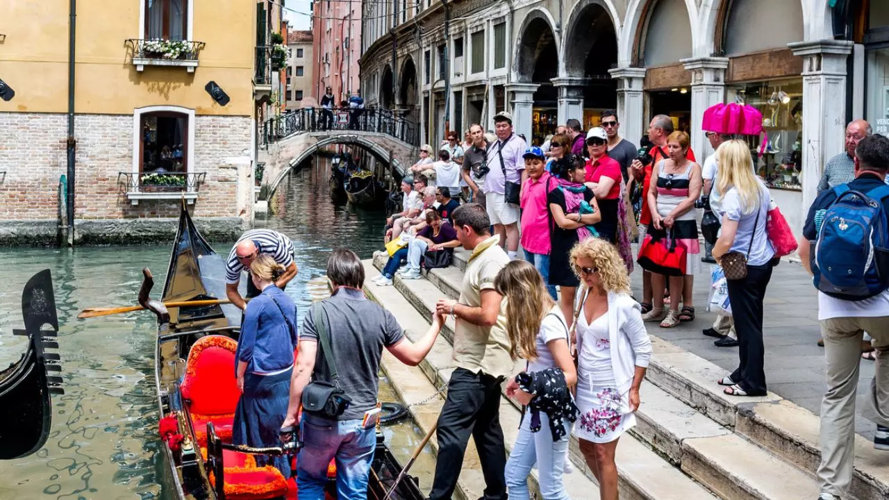 Overtourism in Venice