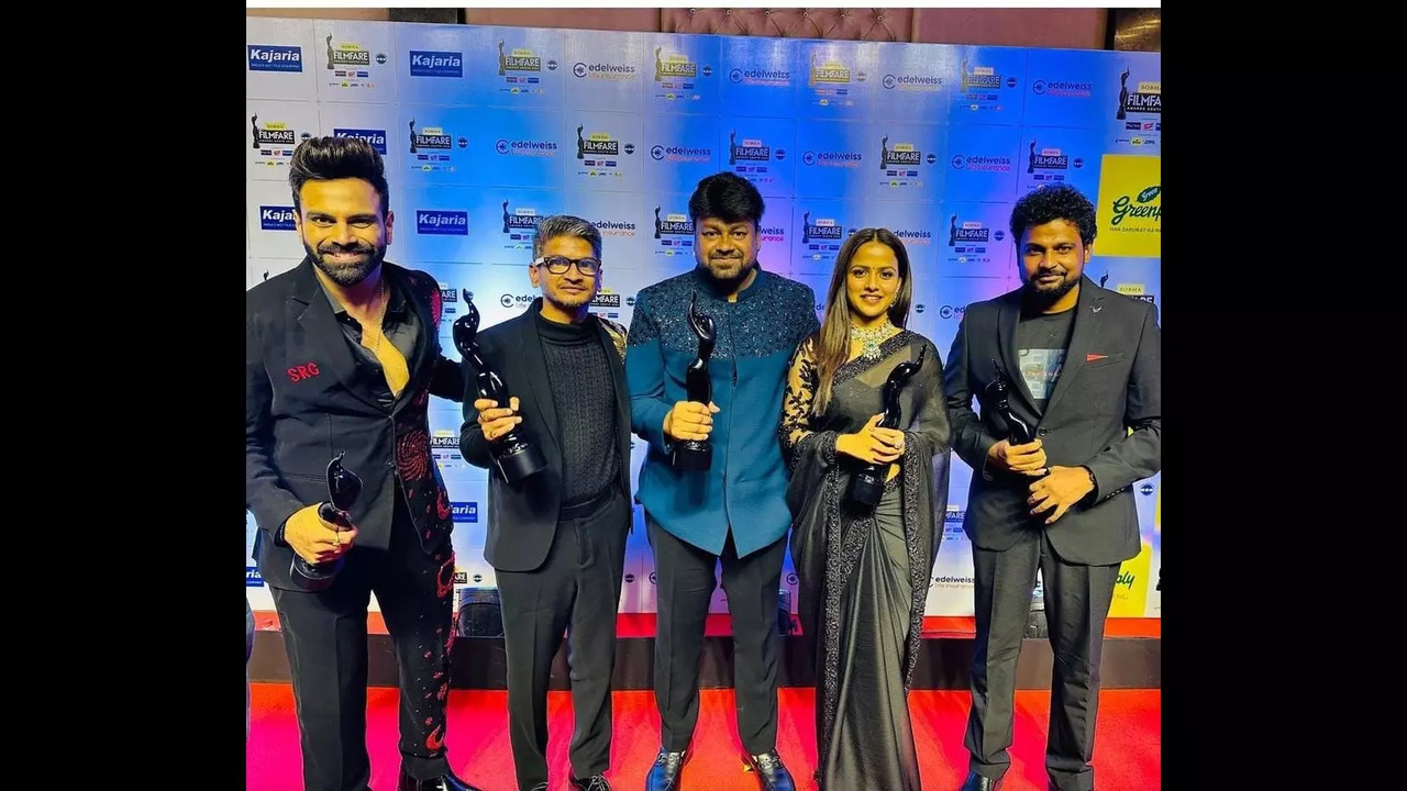 Baby team at filmfare