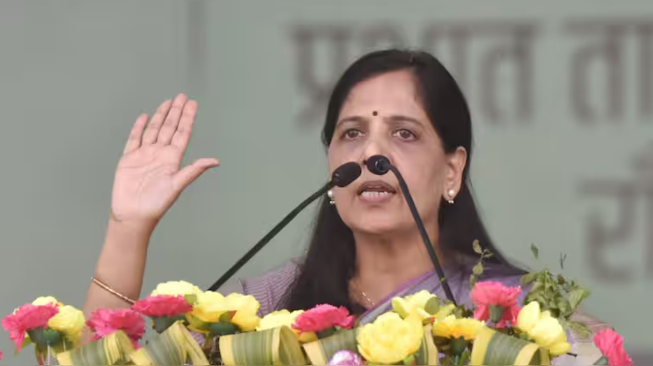 Arvind Kejriwal's Wife Sunita Kejriwal