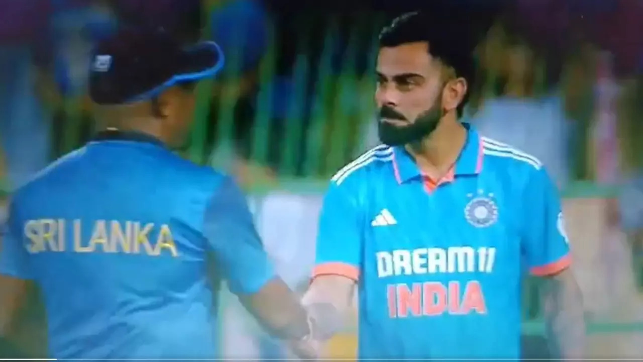 Virat Kohli's Intense Chat With Sanath Jayasuriya Amidst DRS Controversy Goes Viral