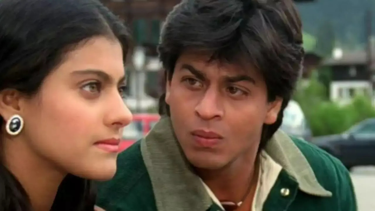 When ANNOYED Shah Ruh Khan Told Co-Star Kajol 'Chup Ho Jao'