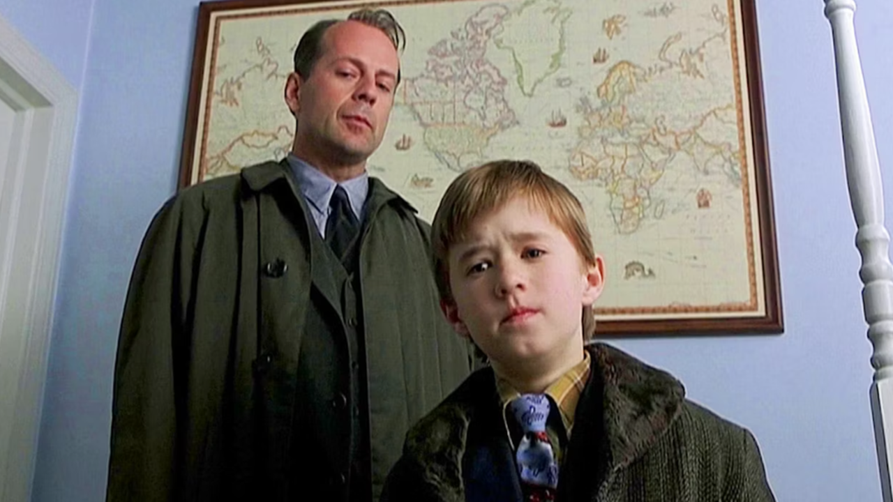 Bruce Willis and Haley Joel Osment in The Sixth Sense.