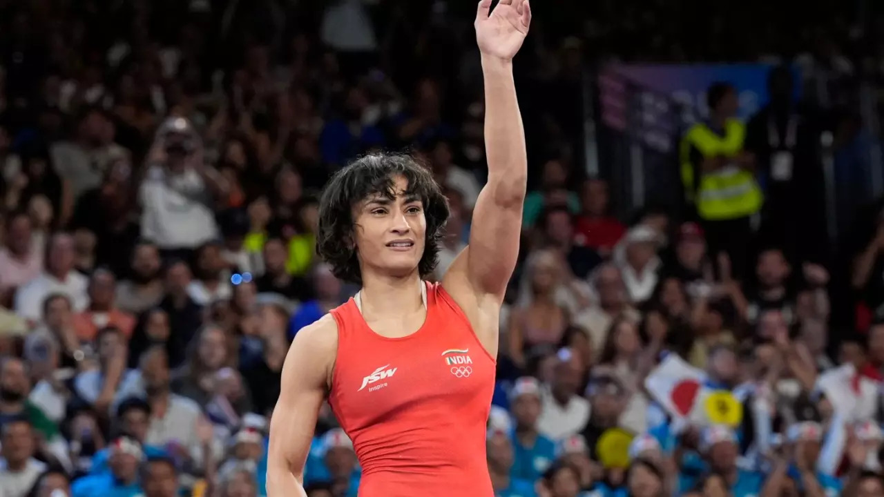 Vinesh Phogat HOSPITALIZED After Being Disqaualified Before Paris Olympics Gold Medal Match: Report