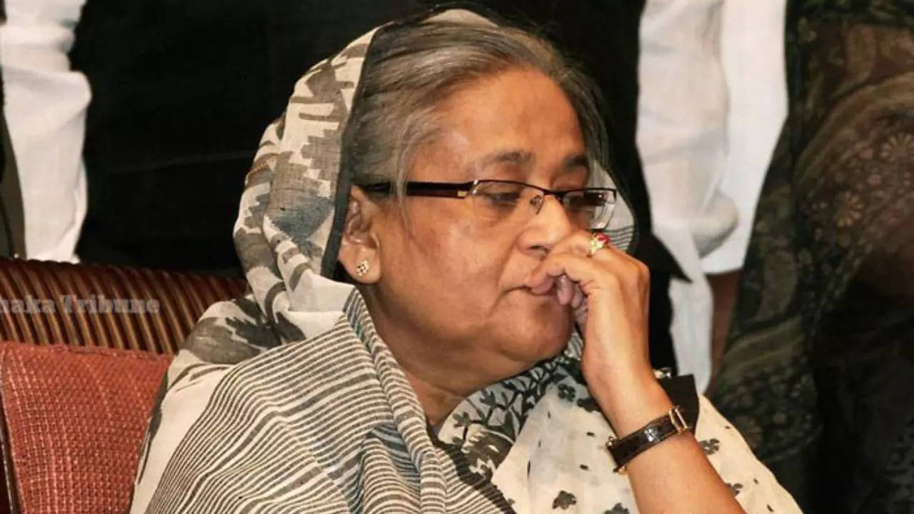 Sheikh Hasina left Bangladesh with these things Bangladesh unrest situation Continue