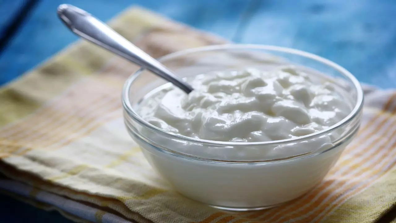 Know How Curd Can Help In Weight Loss