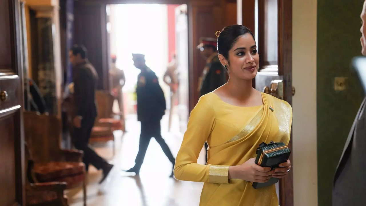 Janhvi Kapoor's Ulajh Tickets ONLY At Rs 99 This Friday