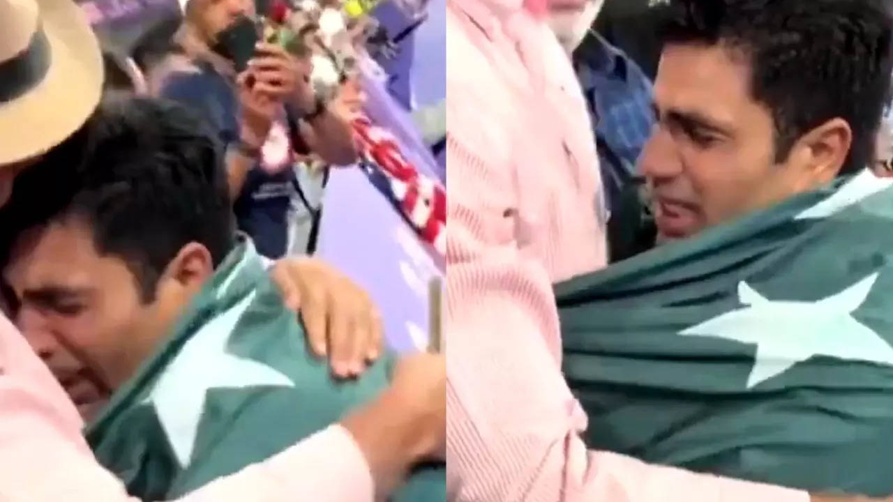 Arshad Nadeem CRIES Inconsolably After Winning Historic Gold Medal At Paris Olympics, Video Goes VIRAL: WATCH