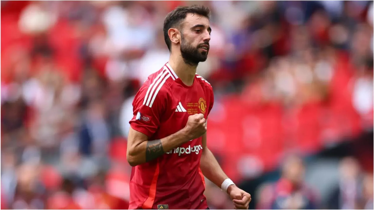 Bruno Fernandes Likely To Become Manchester United's Highest-Paid Player With NEW Deal : Report