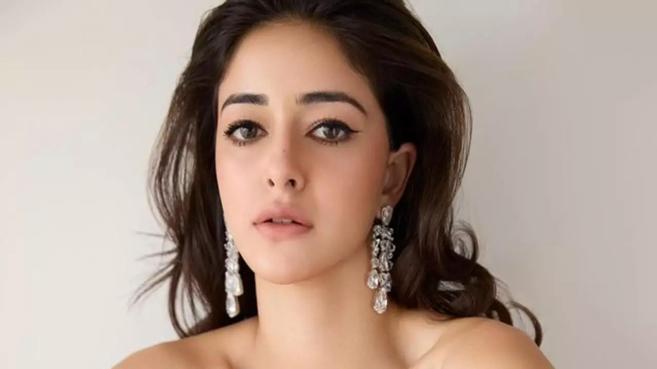 Ananya Panday Spills The Beans On Call Me Bae Character: K3G's Poo To Schitt's Creek Alexis, Tribute To All My Favourites | EXCLUSIVE