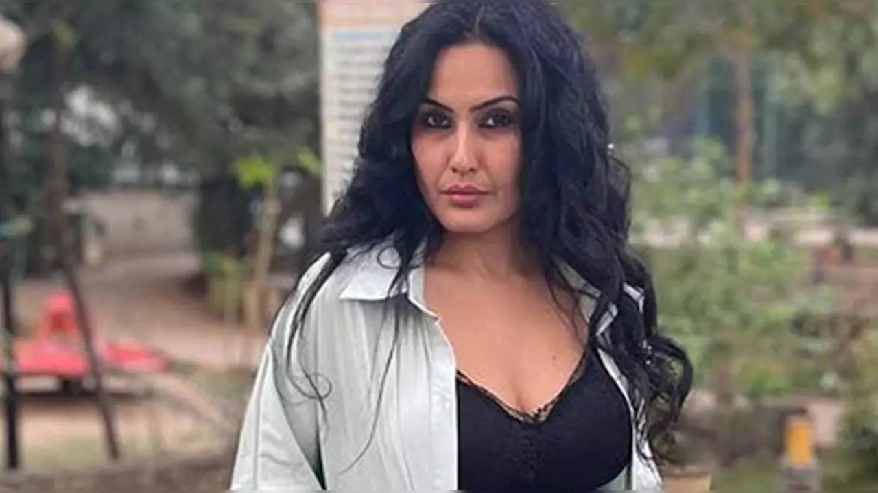 Kamya Punjabi To Have A Working Birthday This Year