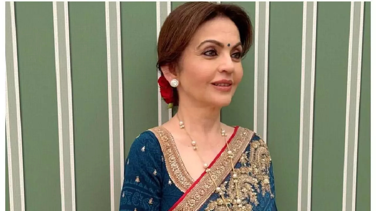 Nita Ambani Slays In Retro Glam Makeup At Paris Olympics, Let's Recreate The Look