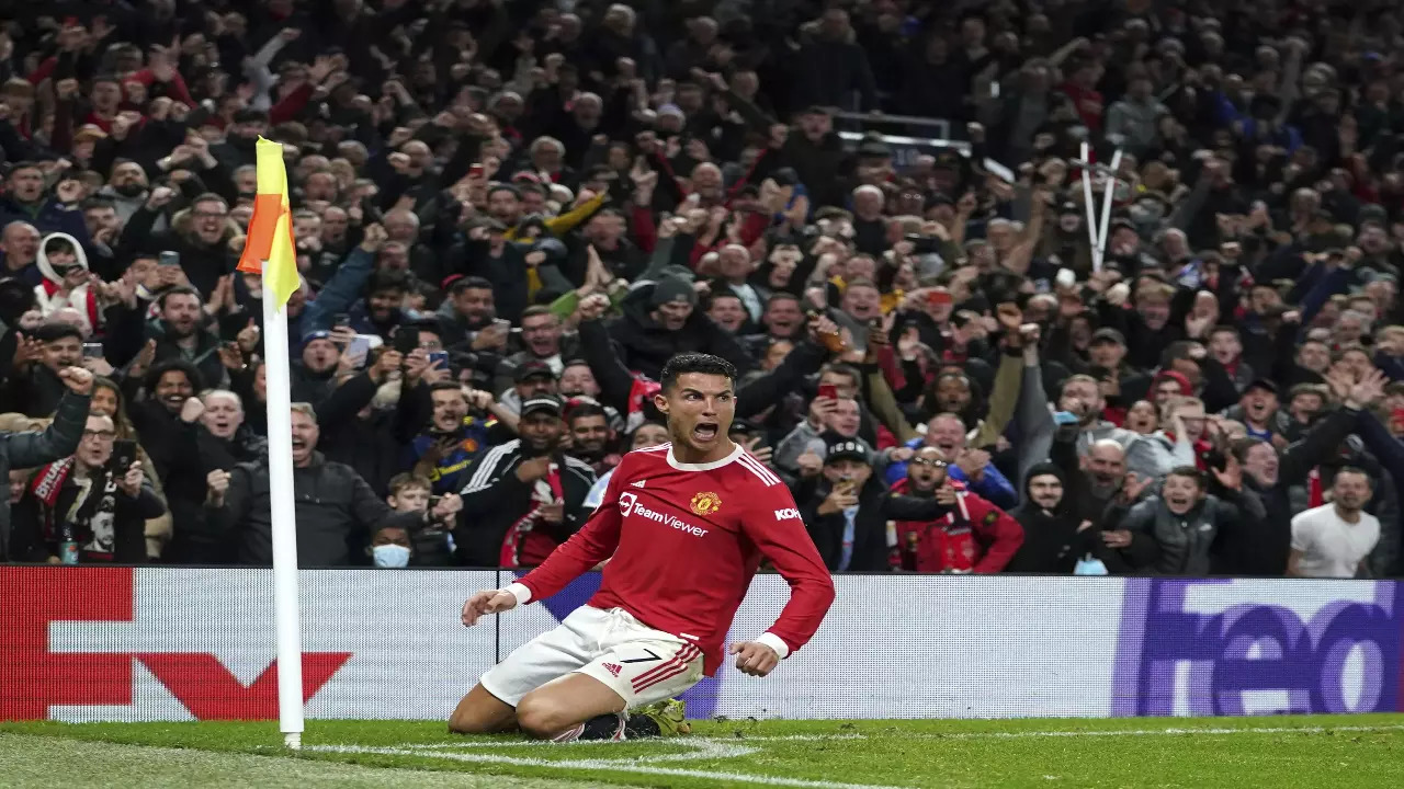 Manchester United Star Braces For Cristiano Ronaldo Reunion As Al-Nassr Eye Massive Transfer Scoop