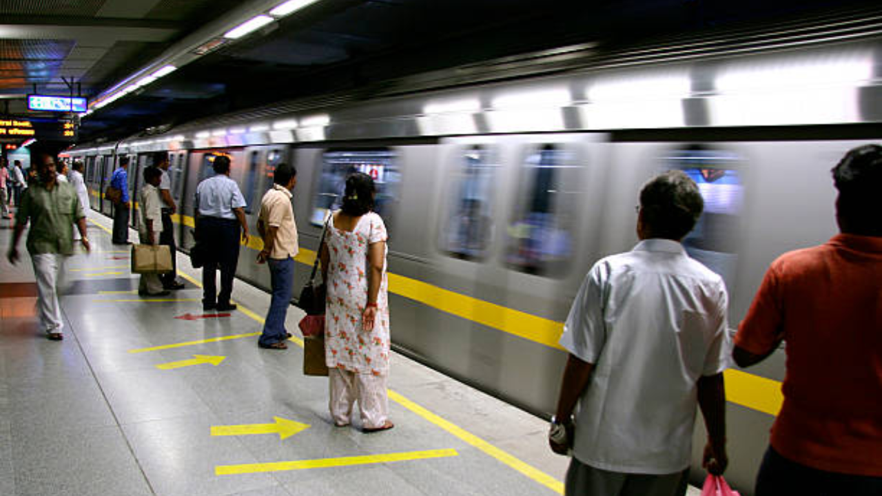 delhi metro  (4)