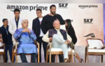 Salman Khan Says Gen Z Do Not Want To Be Men Praises Father Salim Khan Javed Akhtar For Bringing Life Into Films