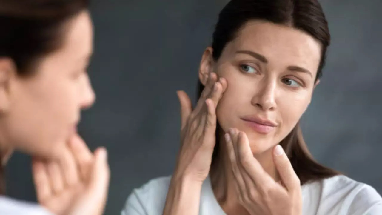 Can A Puffy Face Be A Sign Of High Cortisol Levels? Expert Answers