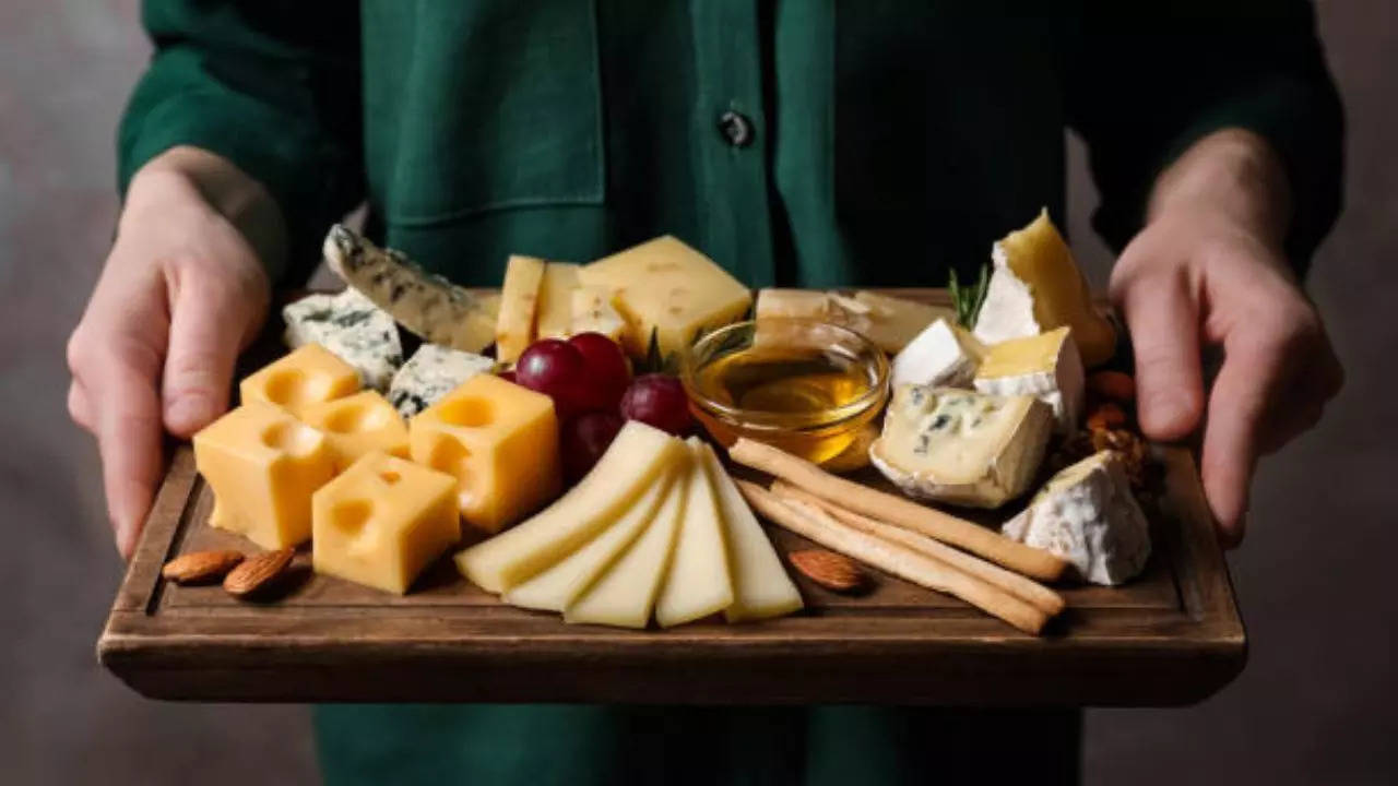 How Much Cheese Should You Eat In A Day