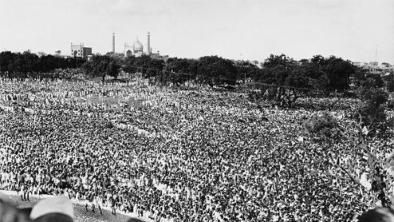 August, 1947 : Scene at Red Fort On First Independence Day