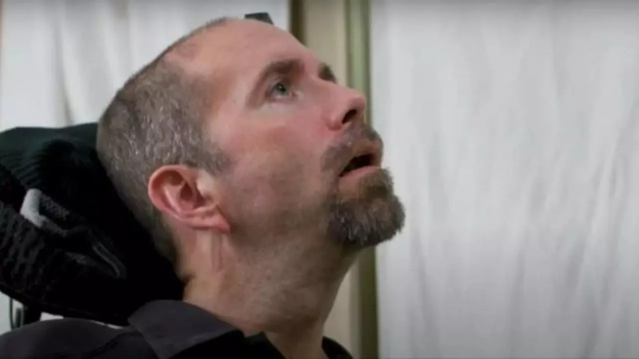 Mind-reading computer helps man with ALS speak again