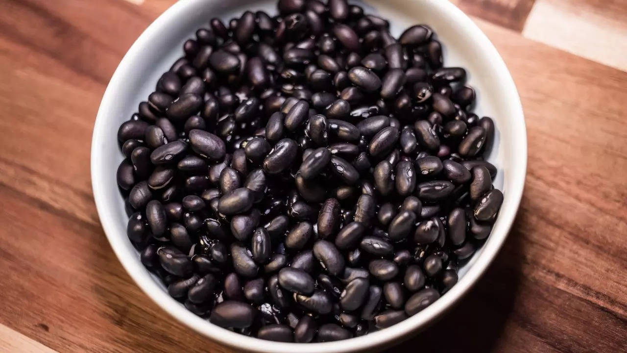 Know How Black Beans Can Help In Weight Loss