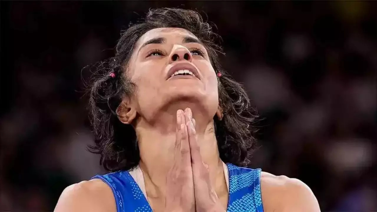 'Fight Has Not Ended...': Vinesh Phogat's Fresh Statement Hints At Retirement U-Turn