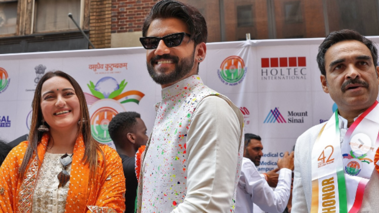 Sonakshi Sinha-Zaheer Iqbal, Pankaj Tripathi, Manoj Tiwari Attend India Day Parade In NYC