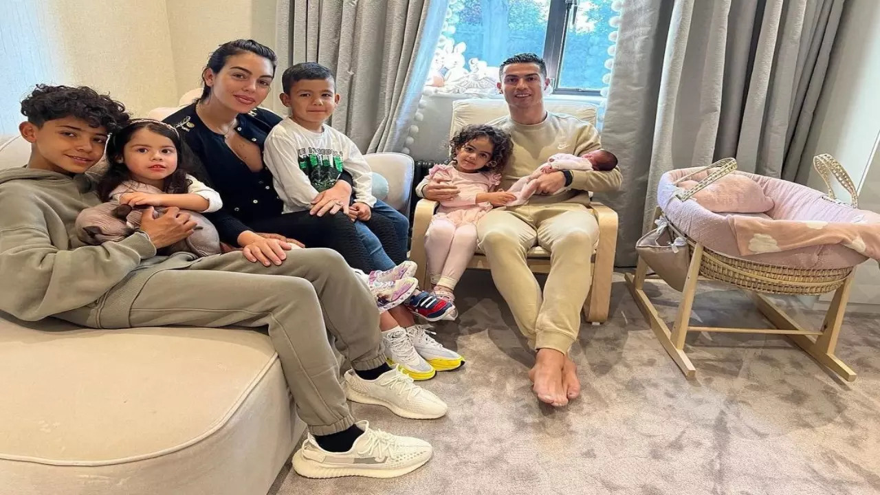 Cristiano Ronaldo with his partner Georgina Rodriguez