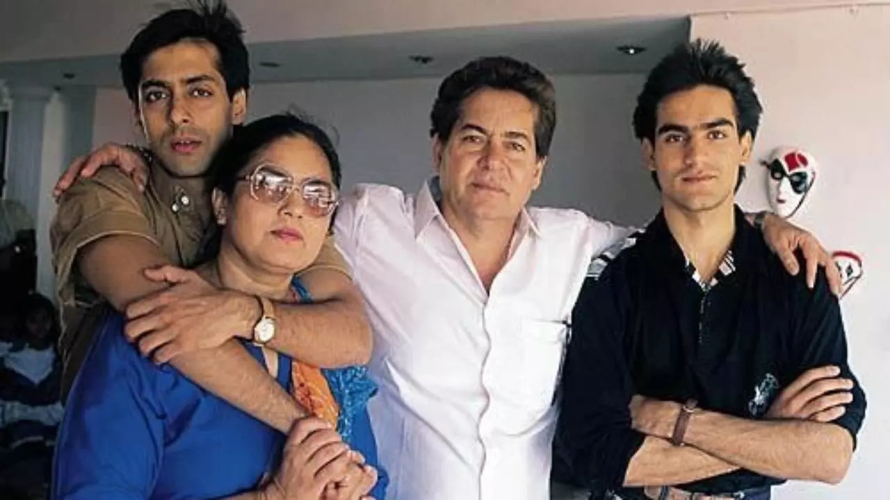 Salim Khan Recalls 'Paiso, Job Ki Pareshaani', Shares Details Of Love-Story With Salman Khan's Mom Salma