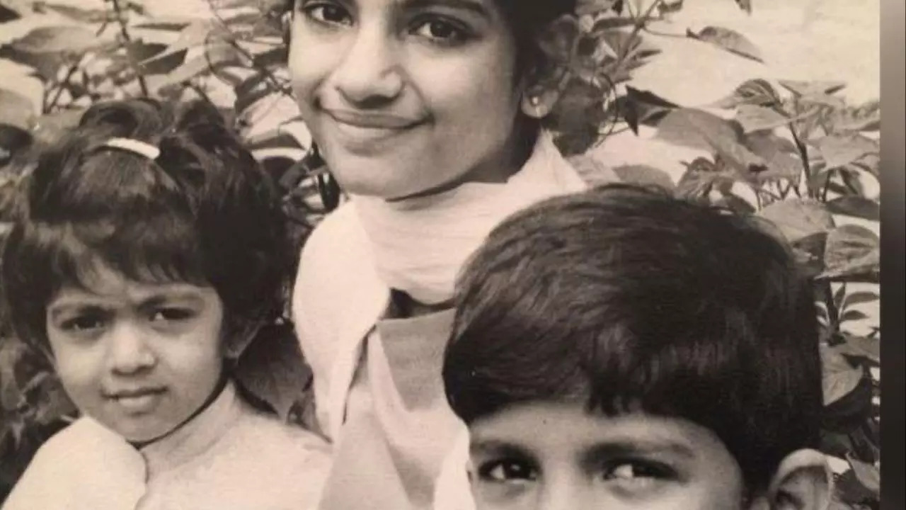 Anand Mahindra Shares Throwback Raksha Bandhan Pic .