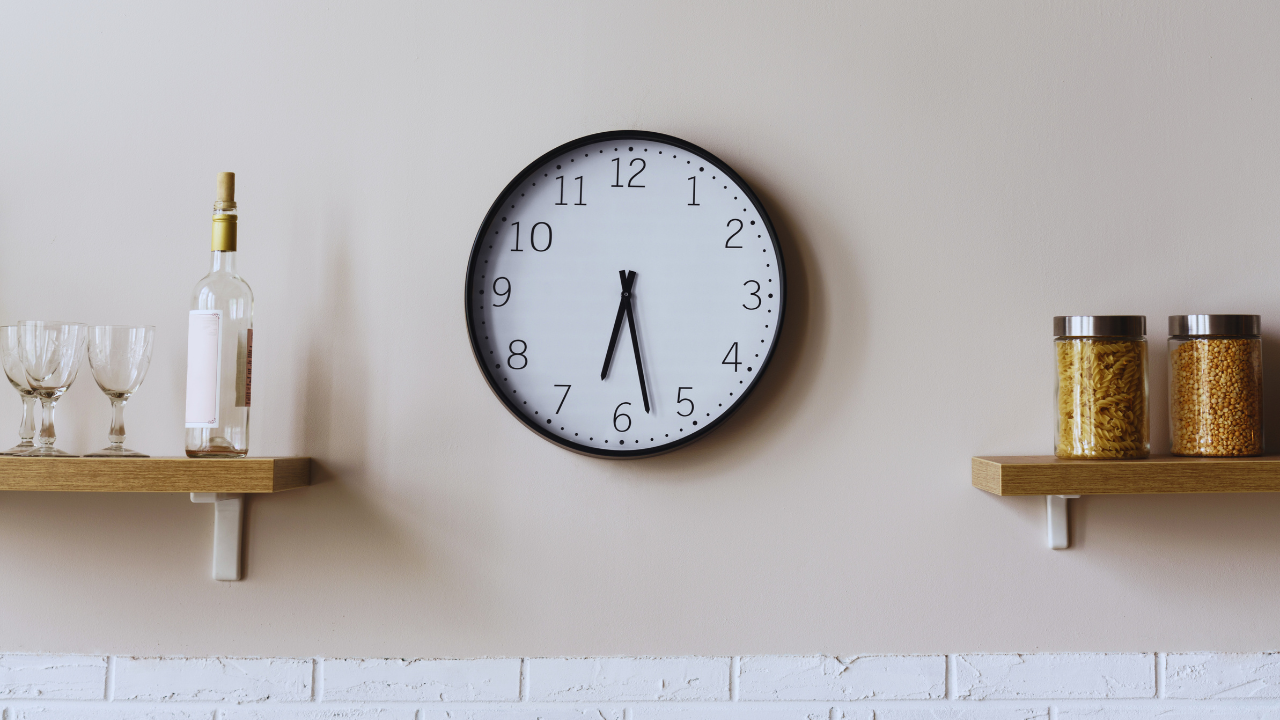 Where To Put Clock As Per Vastu