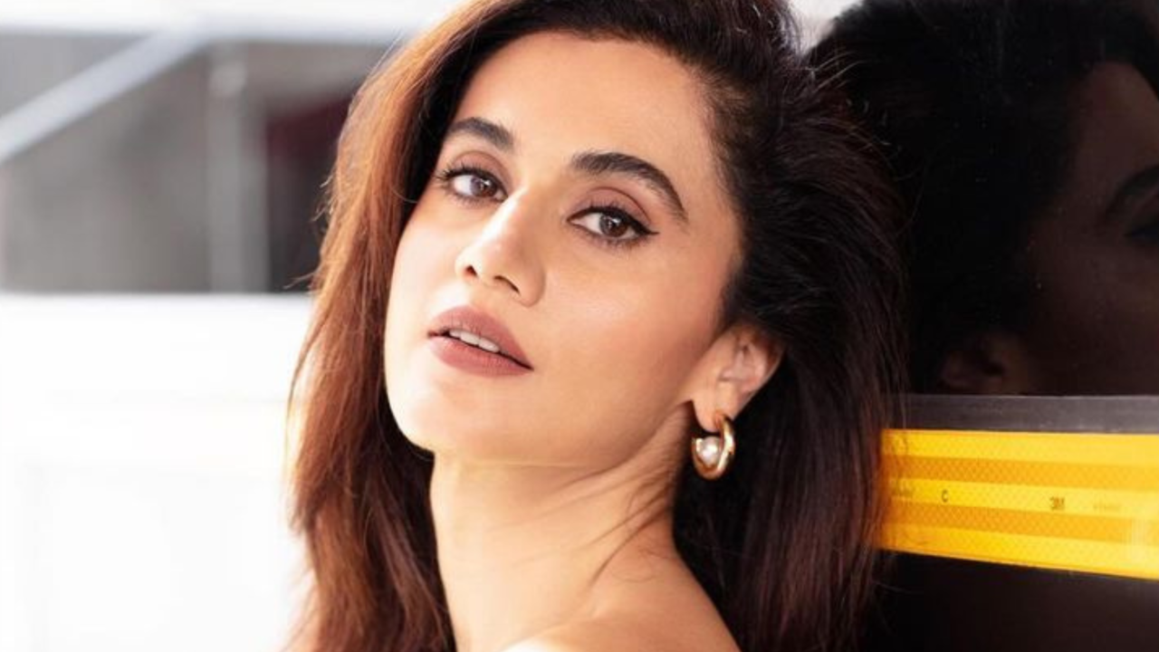 Taapsee Pannu Reveals Why Actors Don't Share Political Views: People Believe They Have Low IQ Especially If It's A Woman