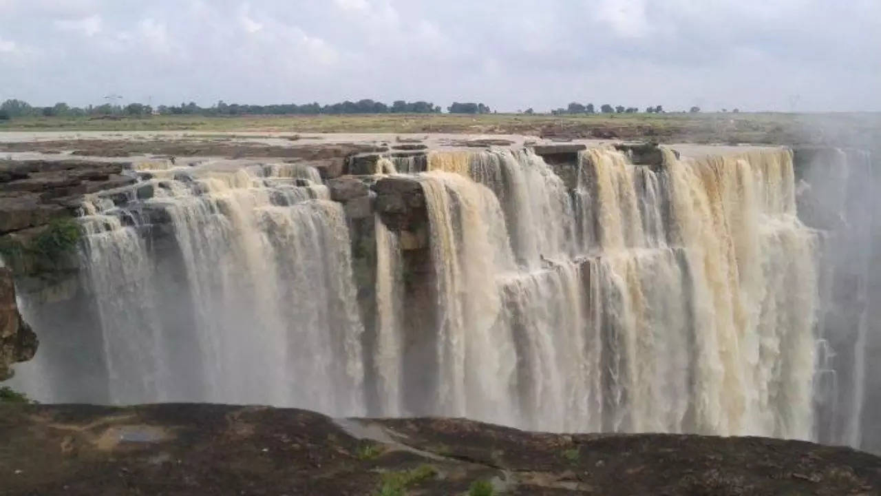 Bahuti Falls The Highest Waterfall In Madhya Pradesh Is A Sight For Sore Eyes