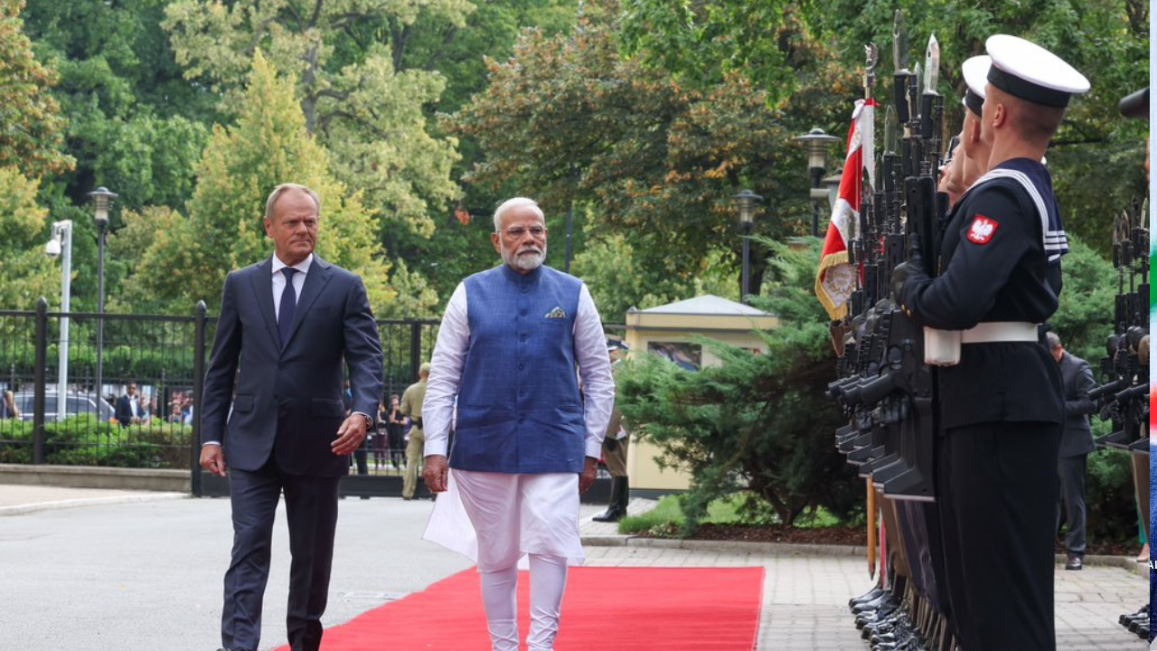 PM Modi and Polish counterpart Donald Tusk