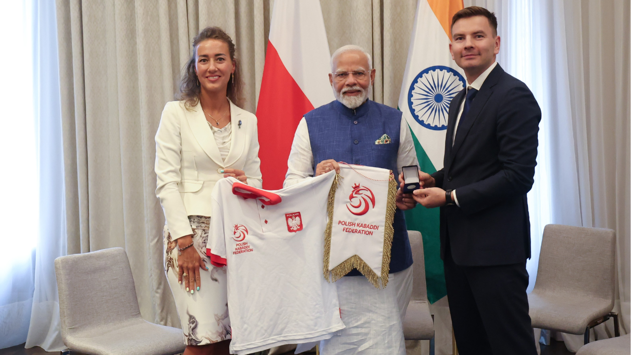 PM Modi Meets Former PKL Player, Poland Kabaddi Chief